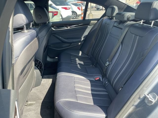 2018 BMW 530i 530i
