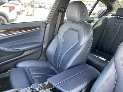 2018 BMW 530i 530i
