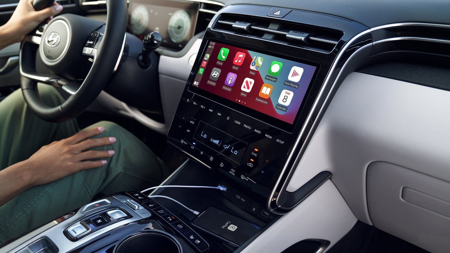 2022 Tucson Interior | Feldman Hyundai of New Hudson in New Hudson MI